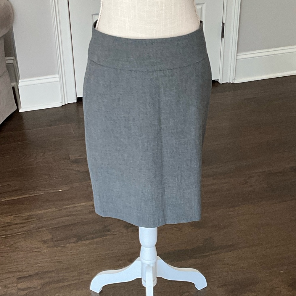 The Limited Classic Gray Pencil Skirt